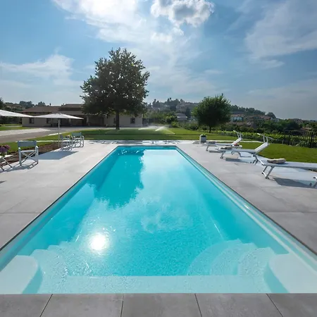 Relais Pqlin & Winery Castagnito